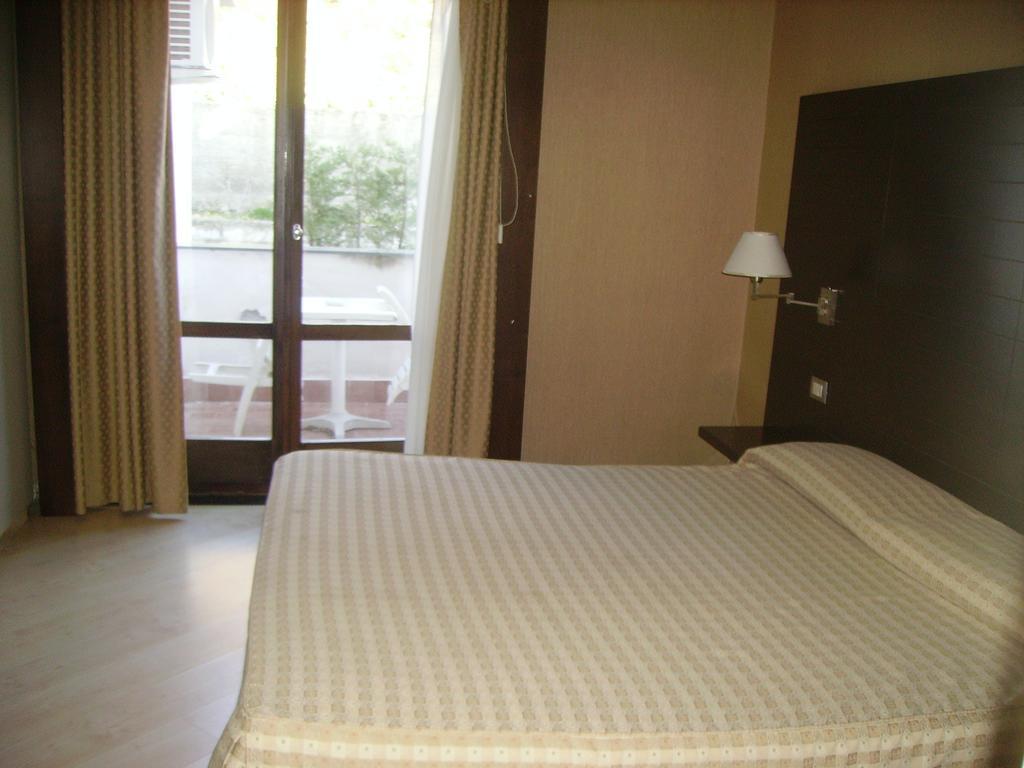 Cava deʼ Tirreni Hotel Diecimare מראה חיצוני תמונה